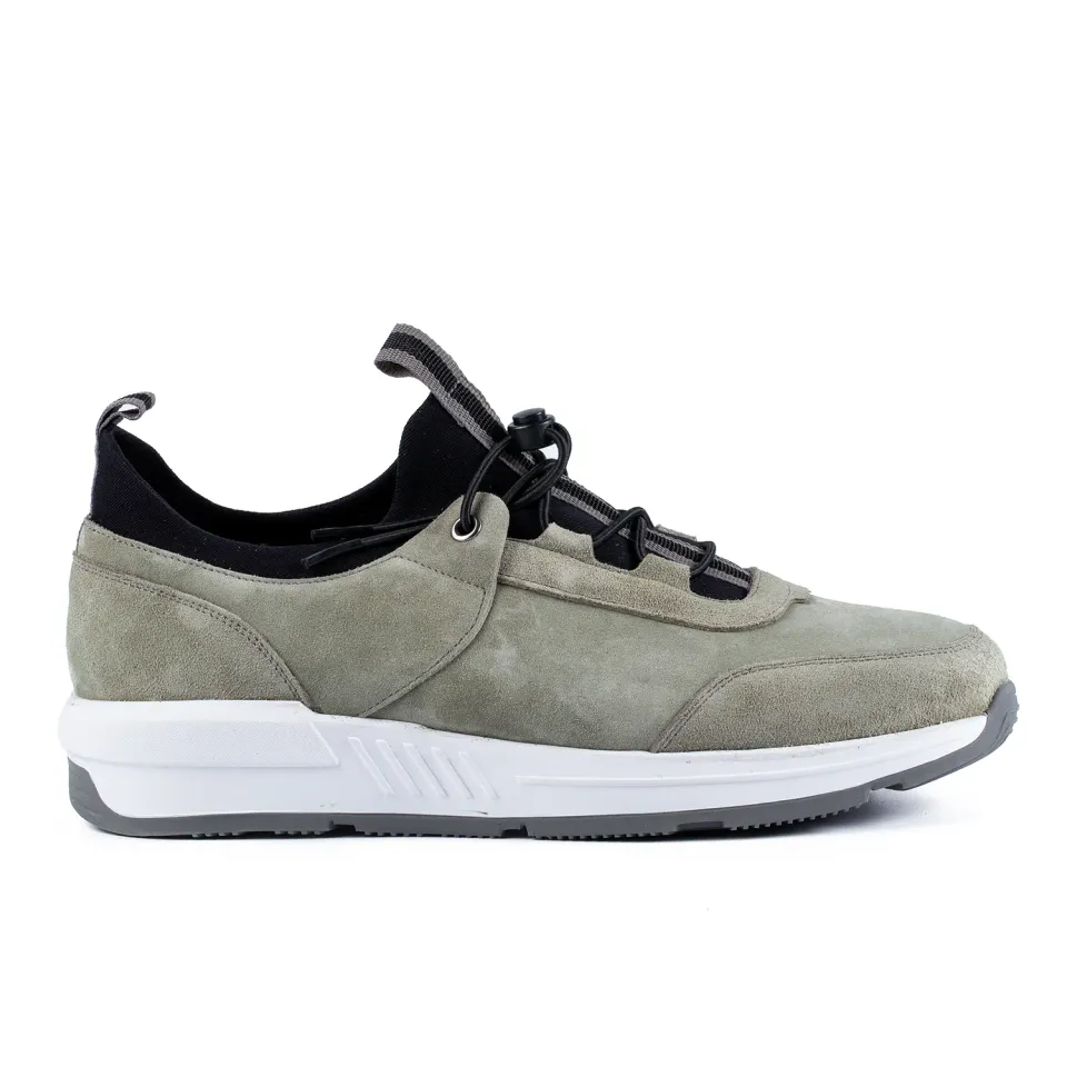 Lucas 520 sneakers barbati vernil velur piele