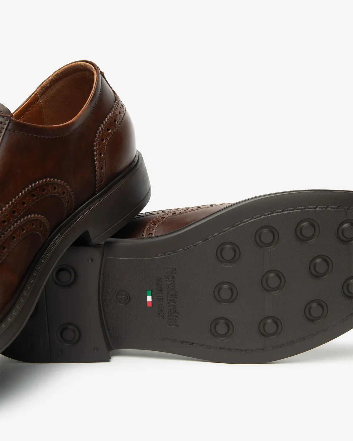 NeroGiardini pantofi siret piele barbati eleganti