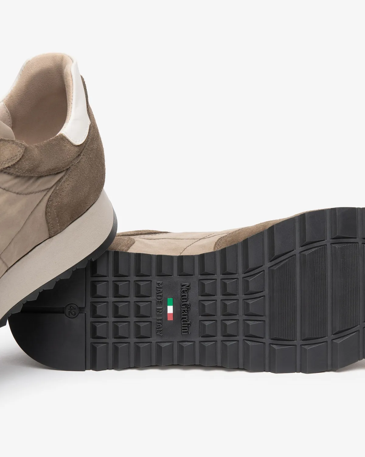 NeroGiardini sneakers barbati piele intoarsa panza