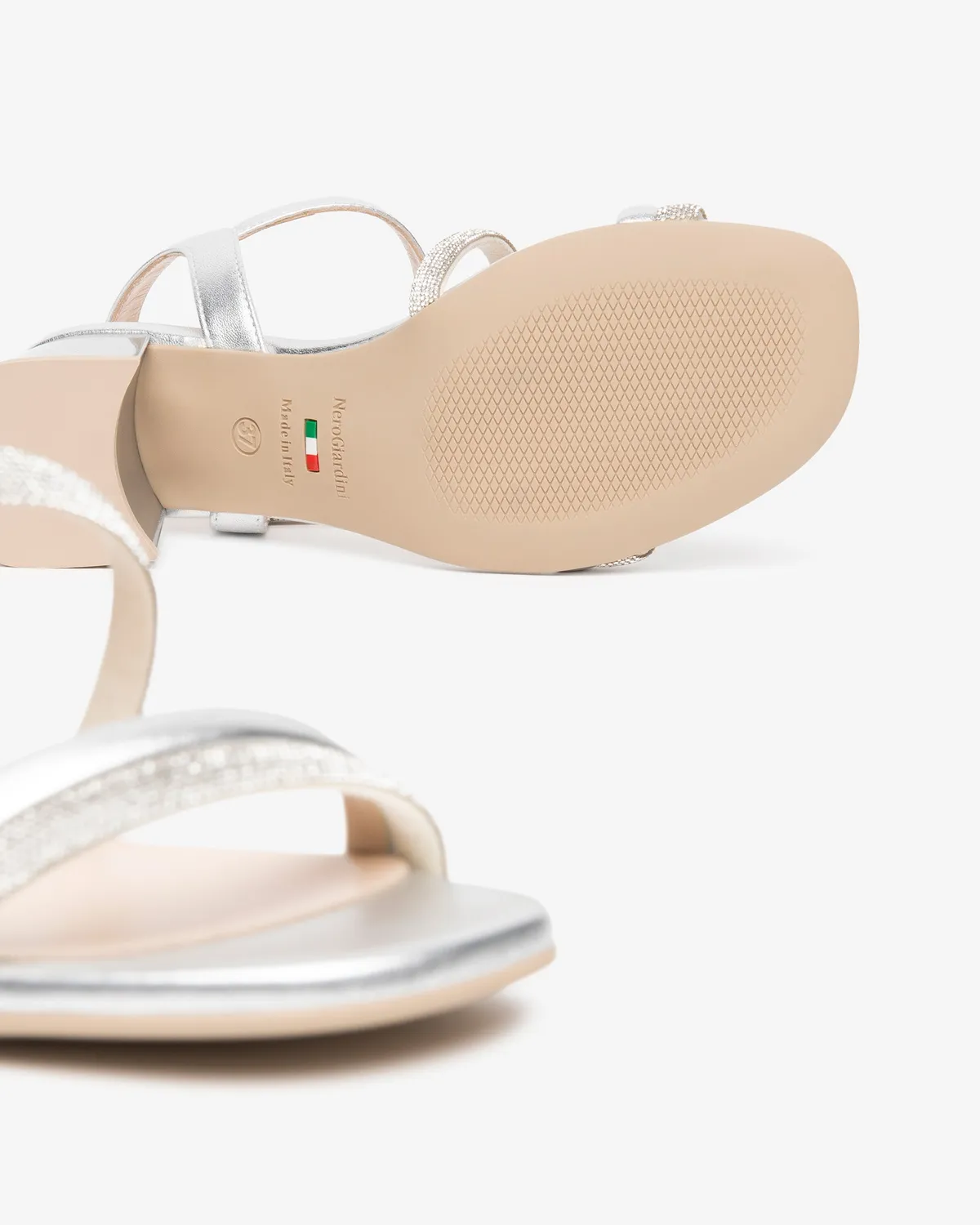 NeroGiardini sandale piele dama de vara elegante