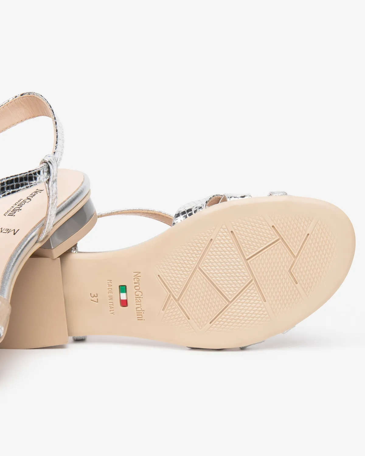 NeroGiardini sandale piele dama confort zilnic
