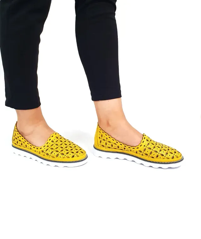 Catinca Shoes 972 GB pantofi perforati piele galben