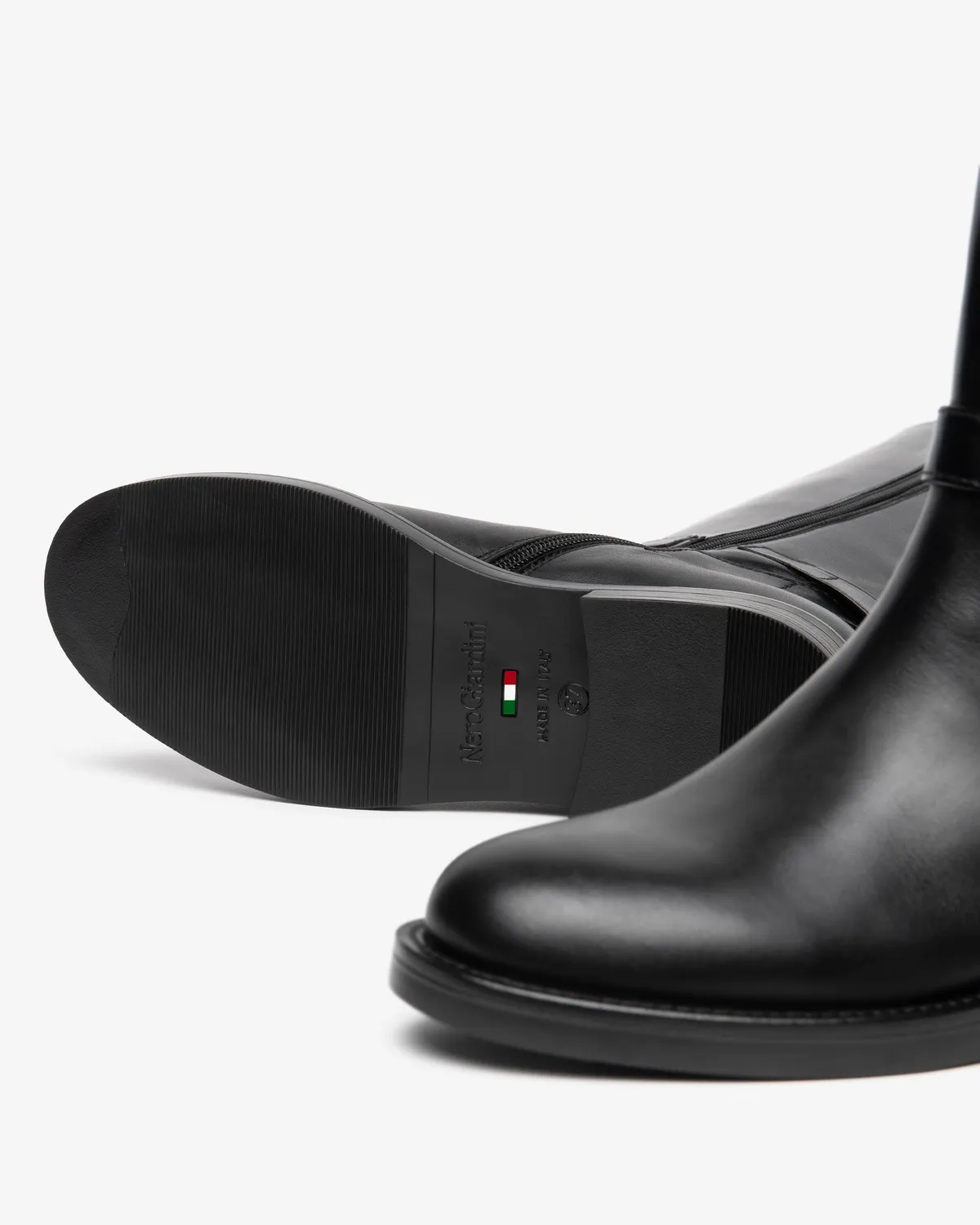 Cizme NeroGiardini dama piele toc 30 mm cu catarama