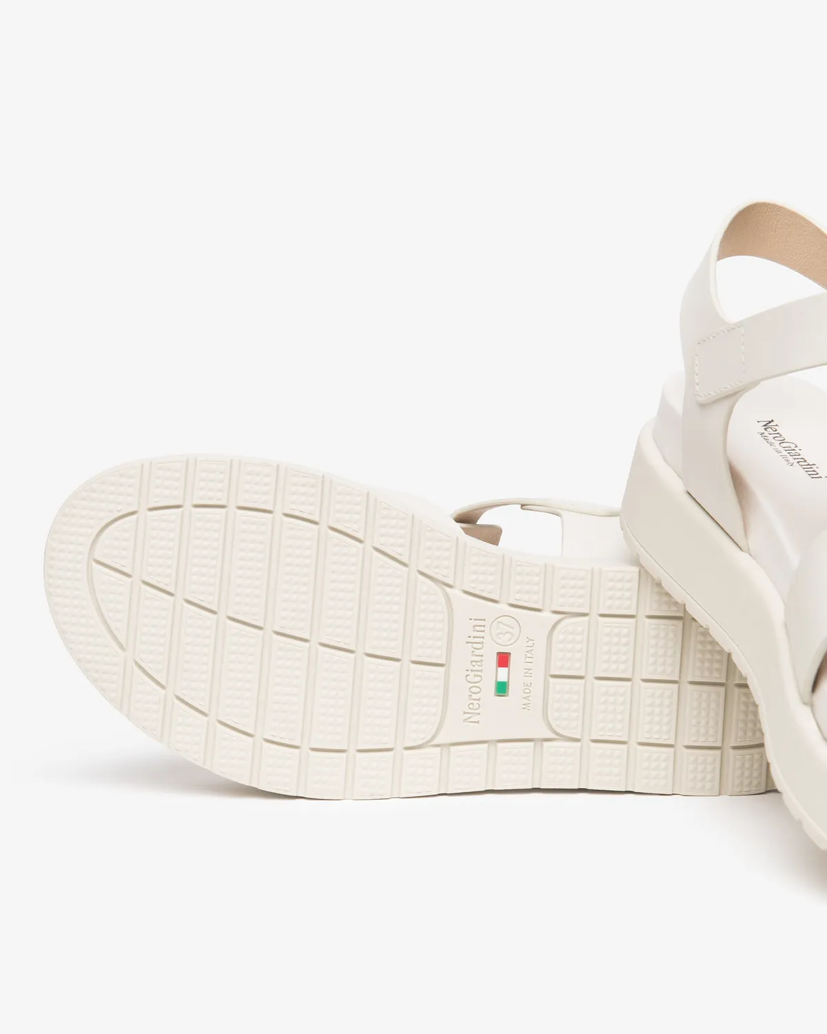 NeroGiardini sandale dama piele vara elegante