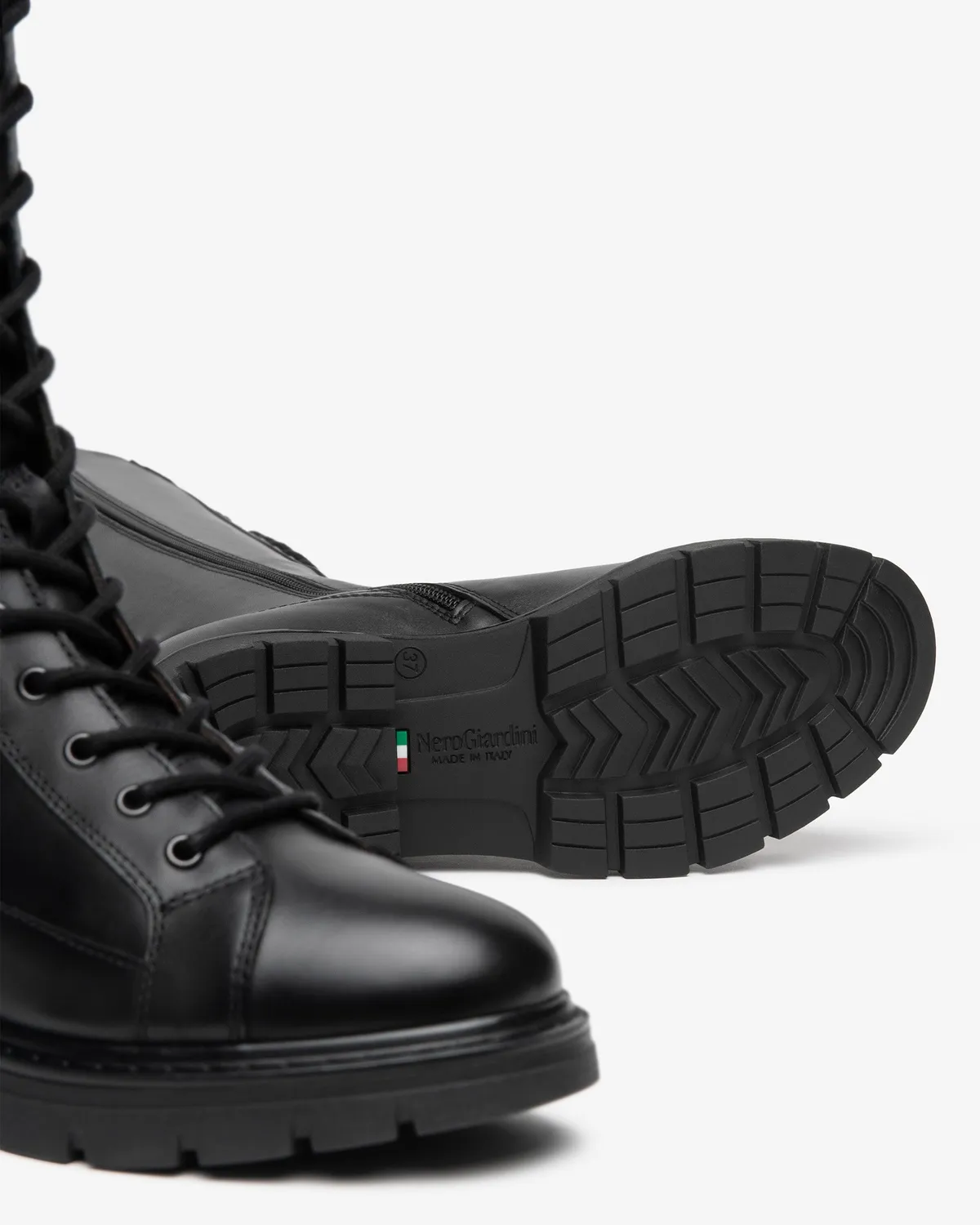 Bocanci piele dama NeroGiardini combat cu toc 30mm