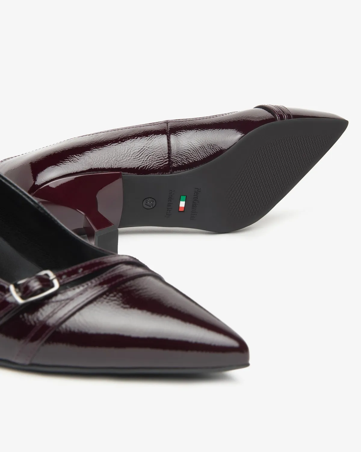 NeroGiardini pantofi dama lac cu toc eleganti