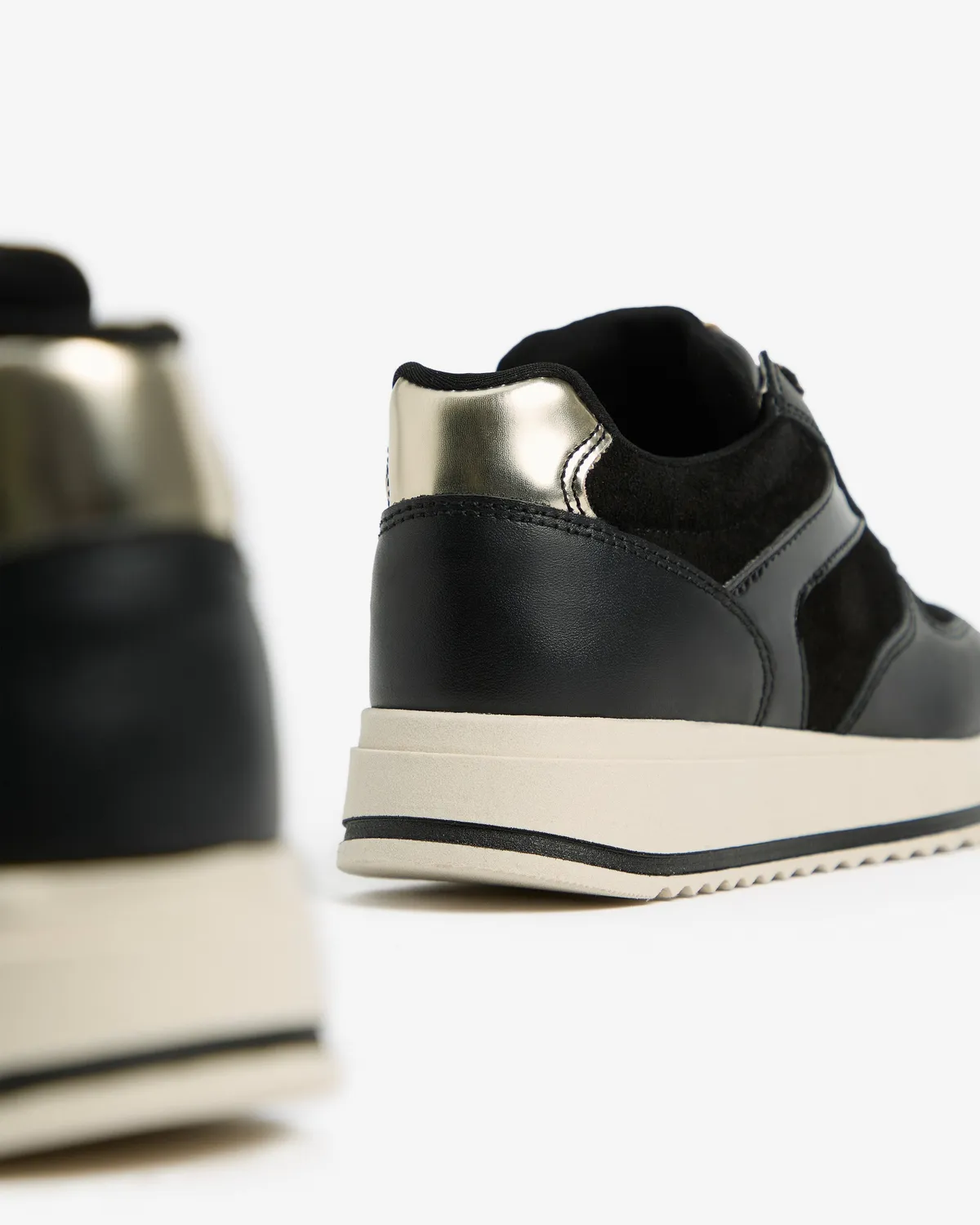 NeroGiardini sneakers fete piele cu talpa usoara