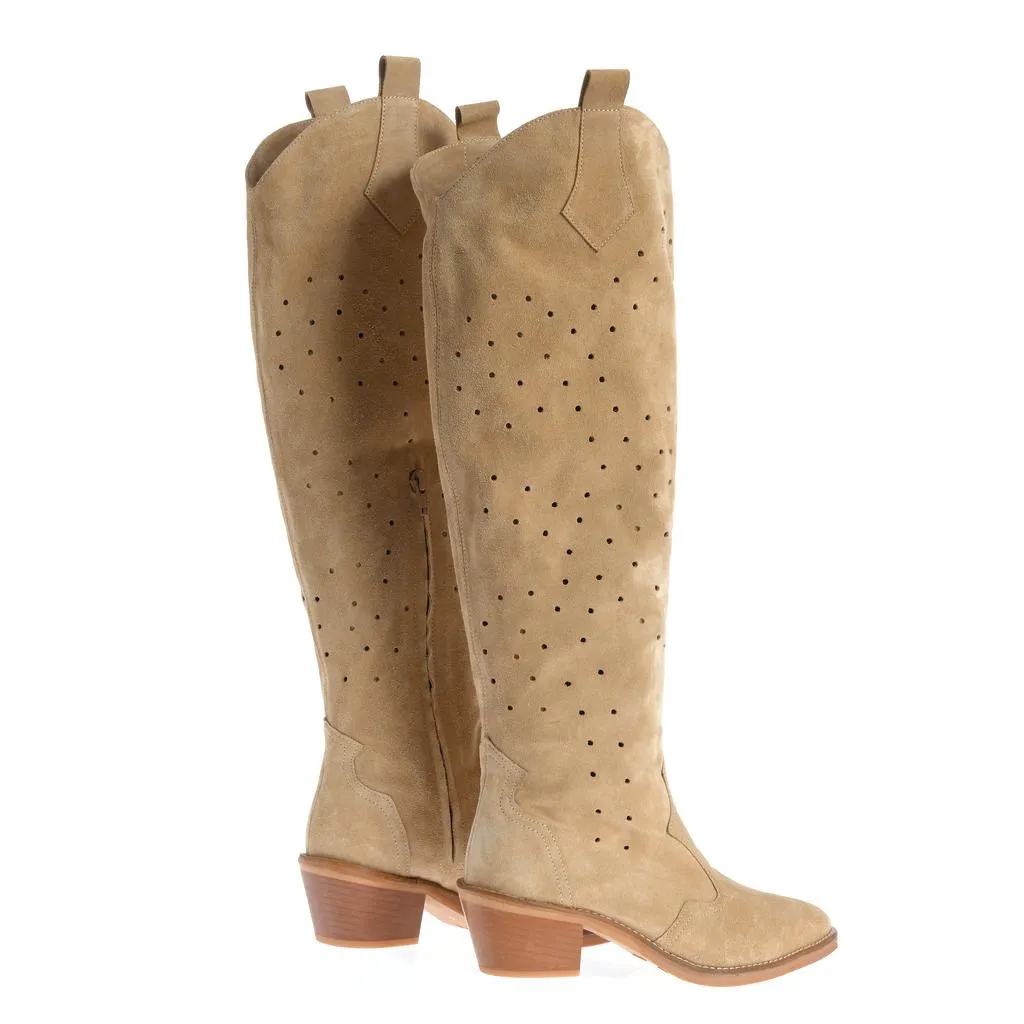 Ana Urbana Antonia ciocate velur camel