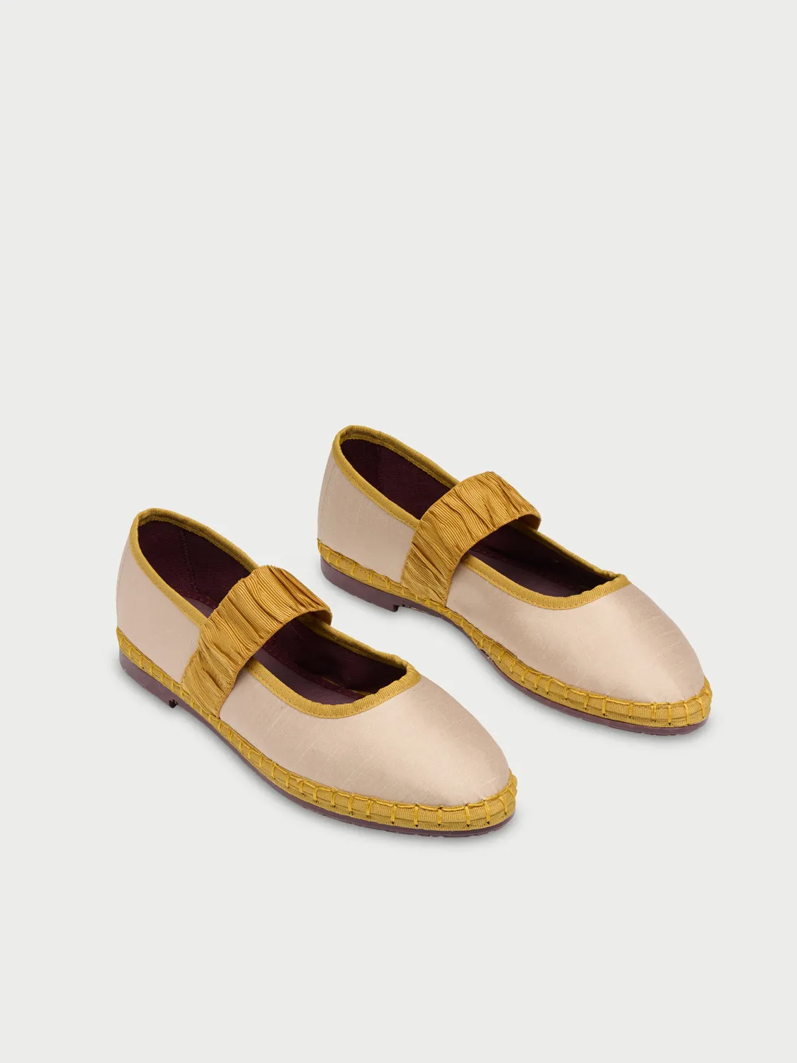 Flagelus Mafalda Ruffle Sand pantofi matase bej
