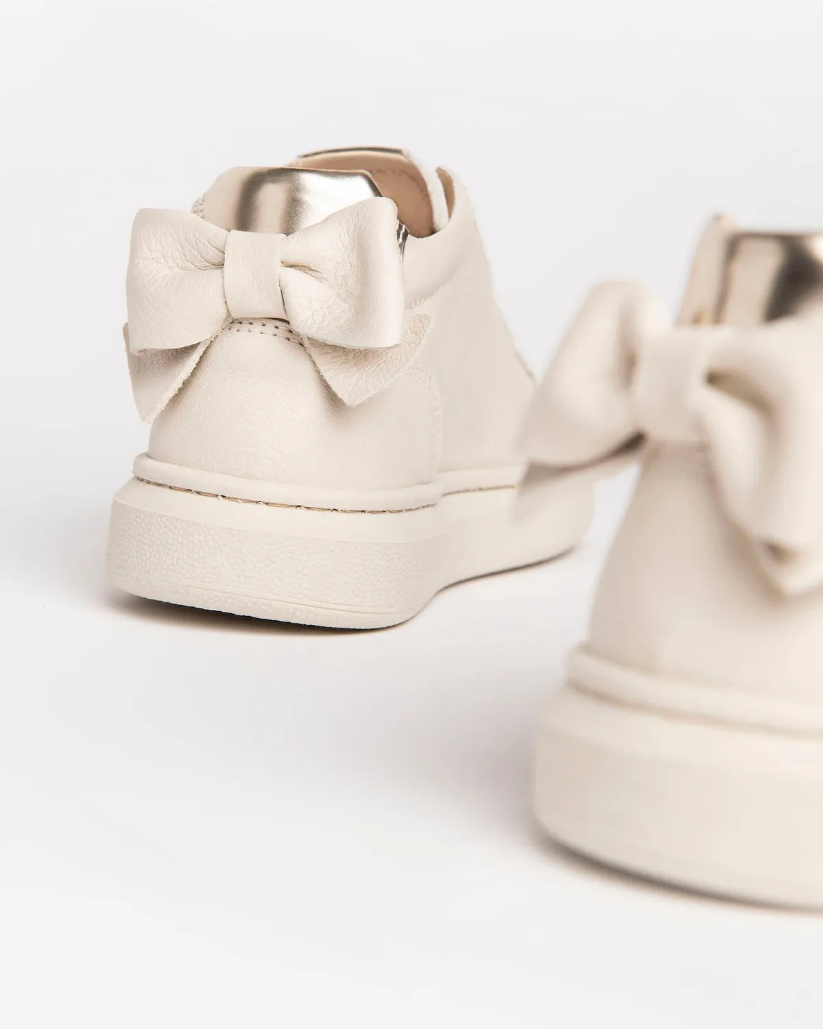NeroGiardini Sneakers Fete Piele Talpa Ultra-Usoara