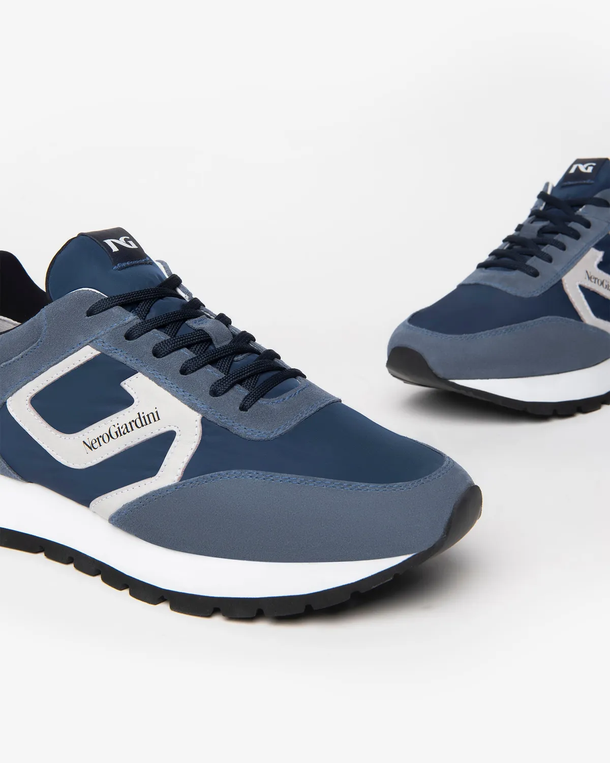 NeroGiardini sneakers barbati velur primavara