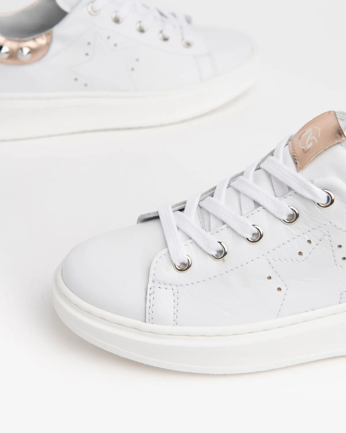 Sneakers NeroGiardini fete piele platforma usoara cu stea